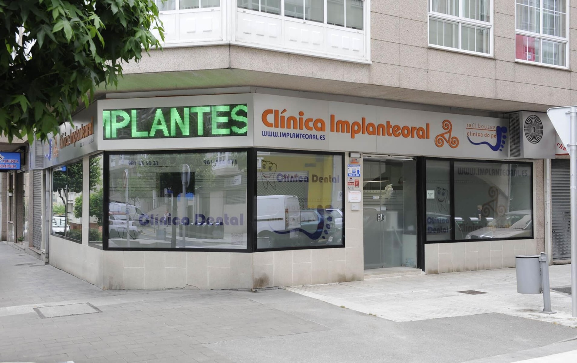 Especialistas en implantes dentales