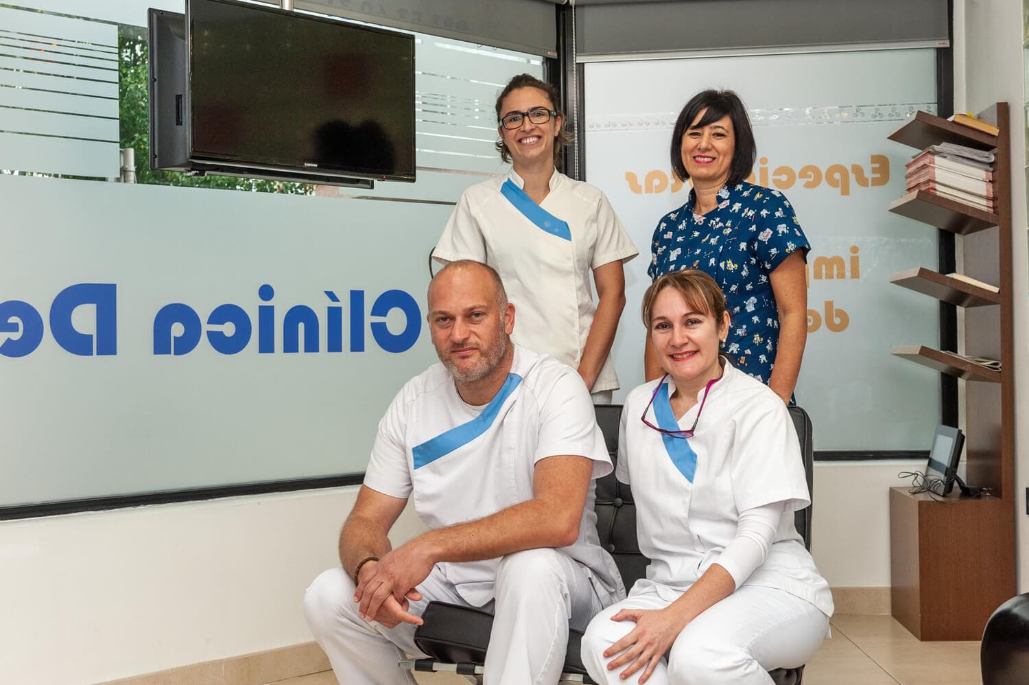 Amplia trayectoria profesional de nuestros dentistas en Santiago