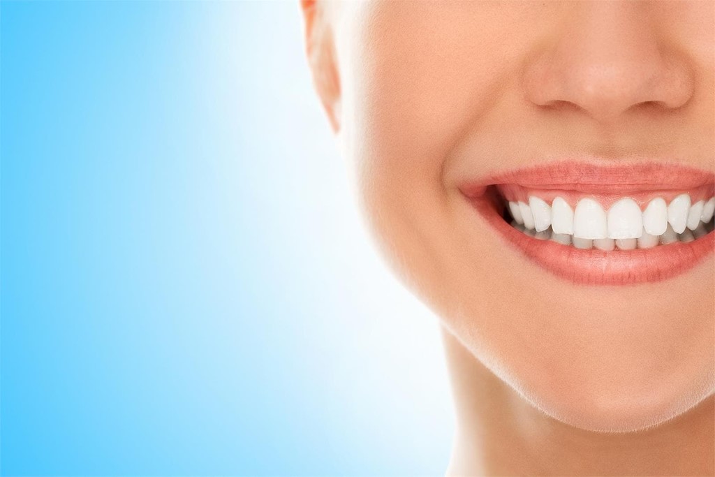 Luce unos dientes perfectos desde 450€