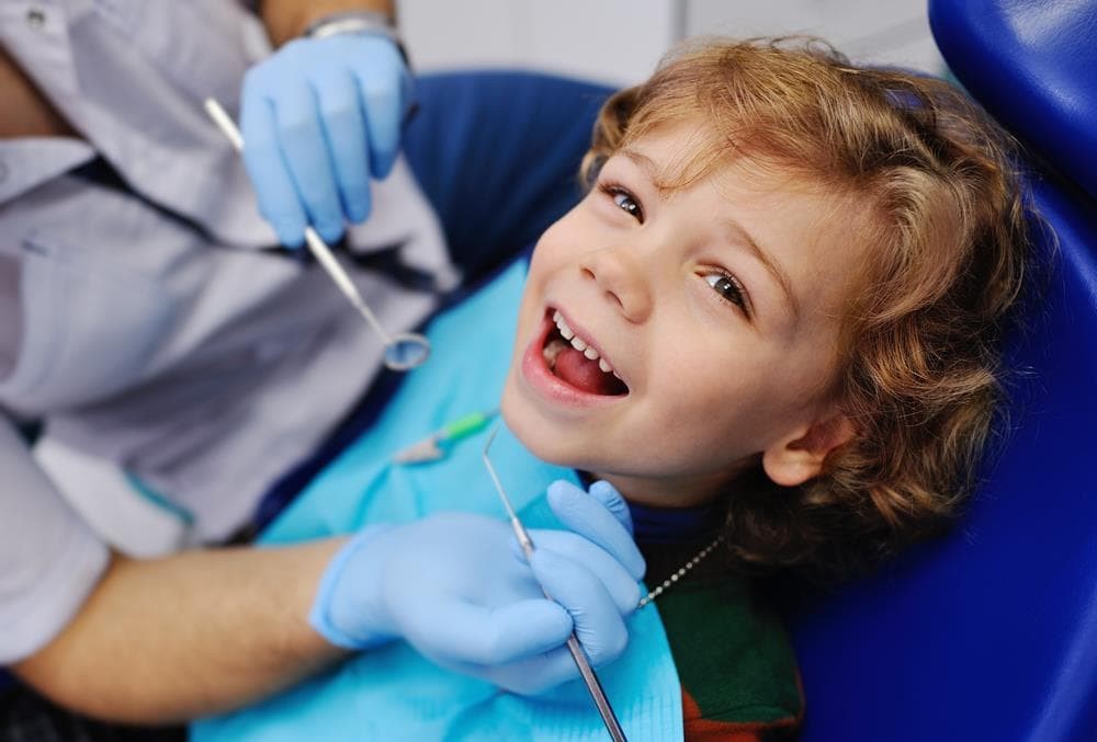 Pediatría dental, ¿desde qué edad se debe visitar el dentista?