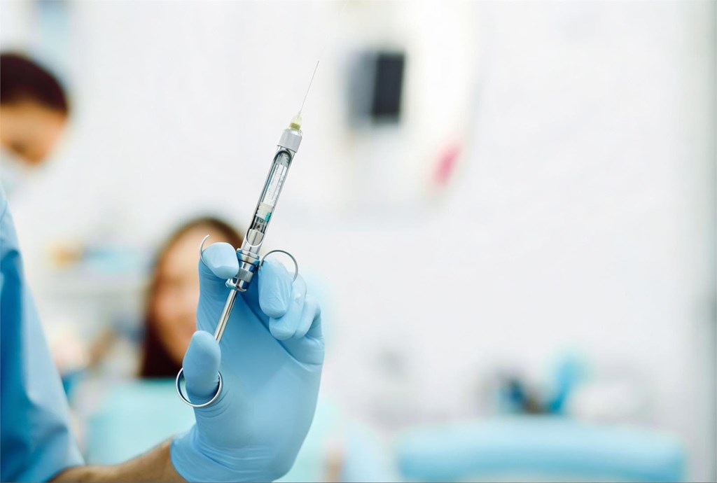 ¿Qué es la sedación consciente y cuándo se utiliza en nuestros tratamientos dentales en Santiago?