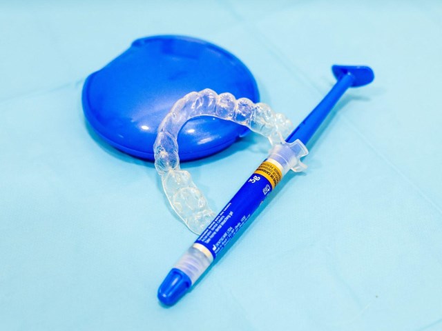 Sonrisa más luminosa con el blanqueamiento dental en Milladoiro